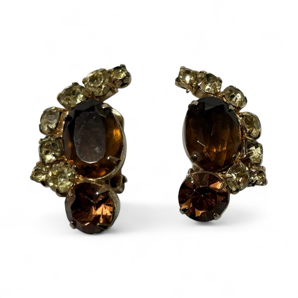 Mid Century Juliana (D&E) Rhinestone Clip-on Earrings